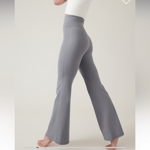 Athleta Elation Flare High Waisted Coastline Blue Gray Pants #981683 EUC Size XS - Picture 2 of 12